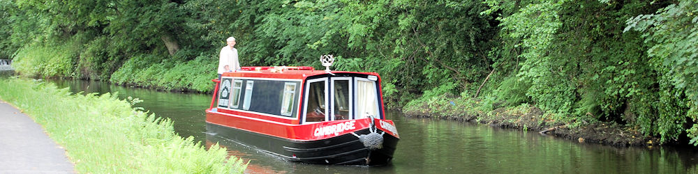 Cambridge: narrow boat for hire on Yorkshire canals ...