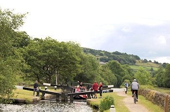 Midweek break on the Rochdale Canal