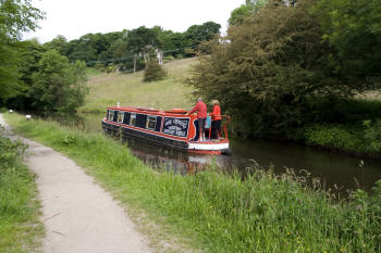 Brearley, Rochdale Canal on as long boat holiday
