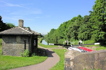 Relaxing on a midweek boating holiday in Pennine Yorkshire