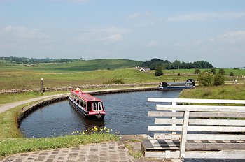 Greenberfield, Leeds & Liverpool Canal