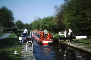 Lock 5 on the Huddersfield Broad Canal