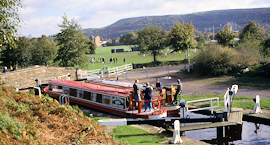 Huddersfield on the Huddersfield Broad Canal