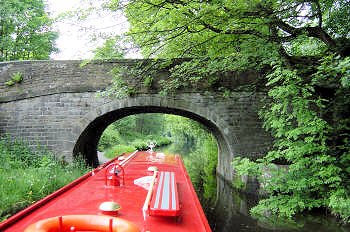 Luddenden Foot: boating holiday on the Rochdale Canal